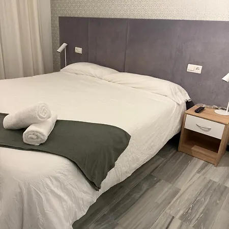 Апартаменти Medina Garden *